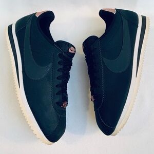Nike Cortez Leather Sneakers